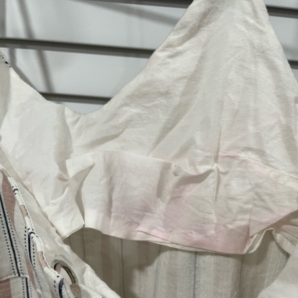 Princess Polly romper - Picture 3 of 4